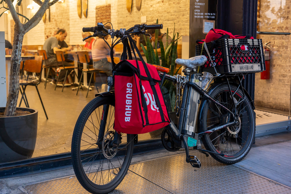 A bike with a GrubHub bag in New York City.