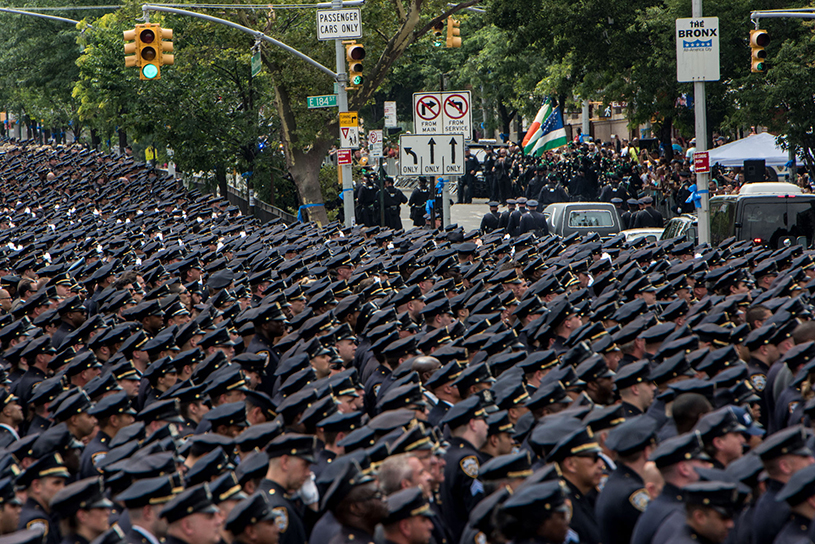 funeral for officer Miosotis familia