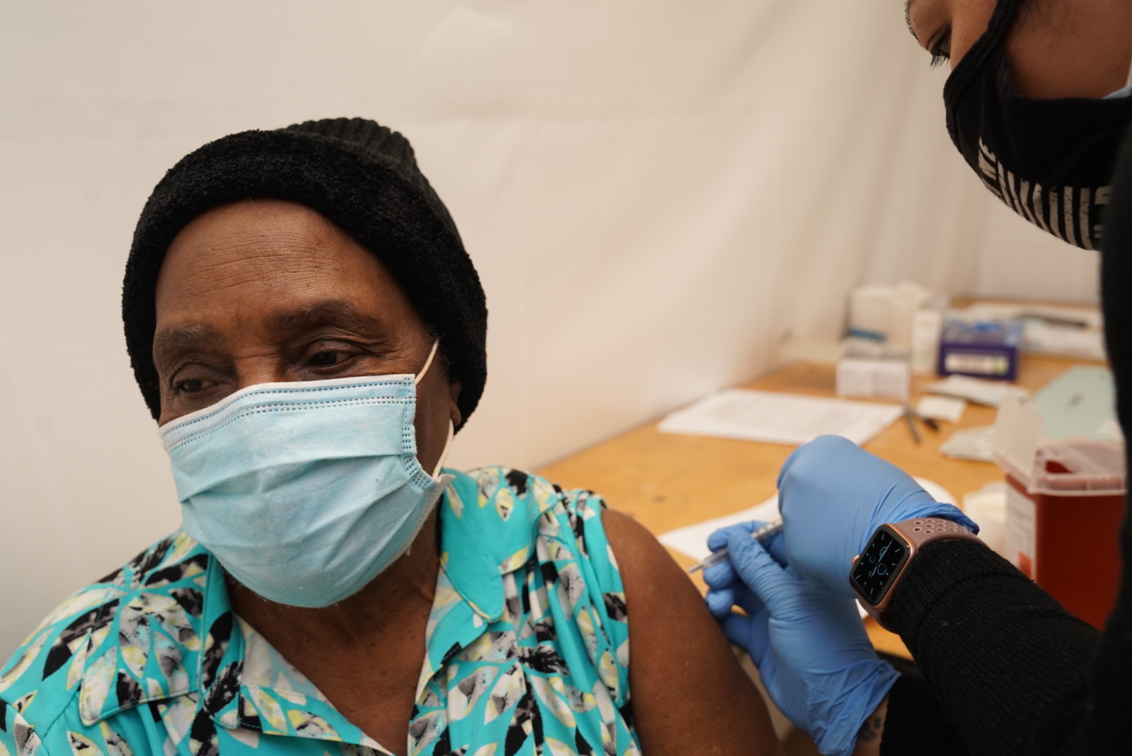 Is New York distributing COVID-19 vaccines equitably? - Vimarsana News